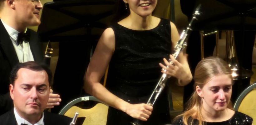 Якутянка стала артисткой Национального филармонического оркестра России под управлением Владимира Спивакова