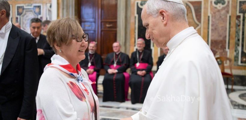 Фотофакт: Якутяне встретились с Папой Римским