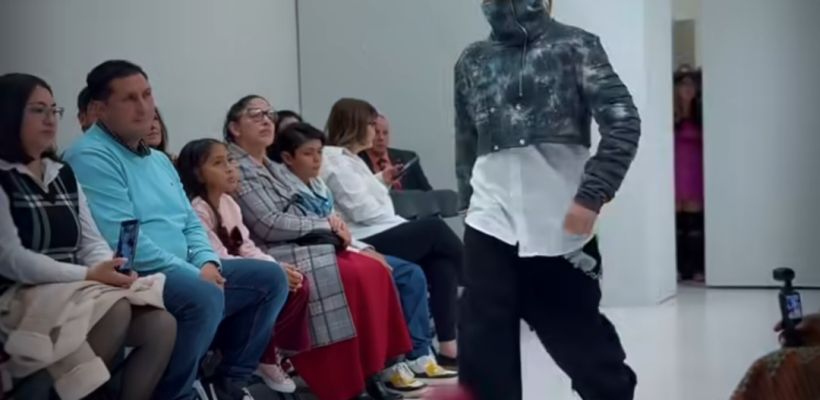 Двойняшки из Якутии Ян и Лука дефилировали в Нью-Йорке