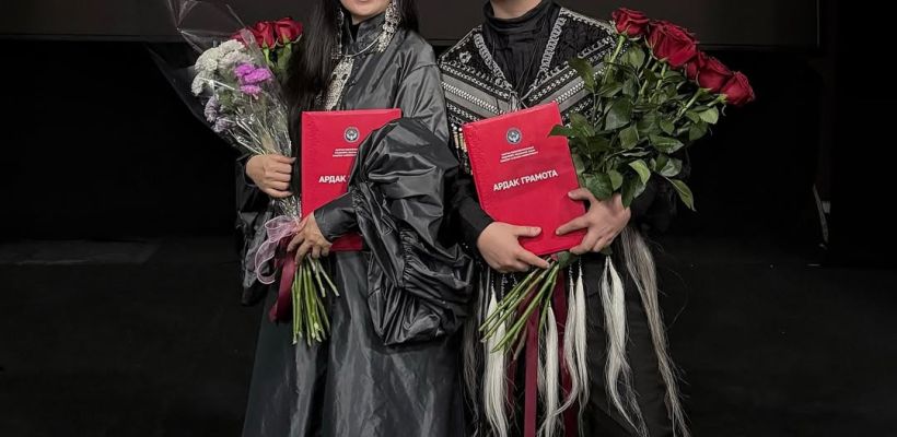 Кыргызы в восторге от якутских хомусистов-виртуозов: "Думаю, в прошлой жизни я была Саха!"