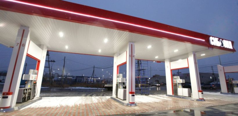 Сибойл снова поднял цены: бензин АИ-95 в Якутске подорожал до 80 рублей