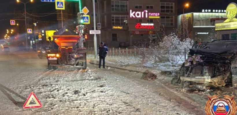 В Якутске Lexus столкнулся со снегоуборщиком