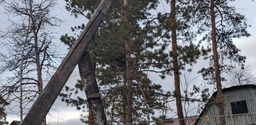 Часть жителей Якутска провели ночь без света. Энергетики продолжают работы