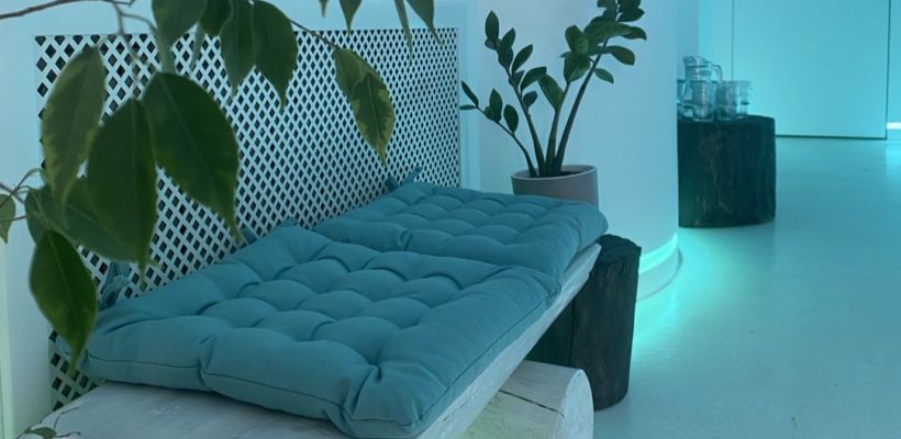 После скандала в массажном салоне «Салгын» выбрали нового управляющего