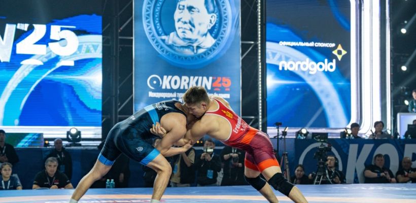 «Нордголд» вручил сертификаты борцам-олекминчанам на турнире Коркина