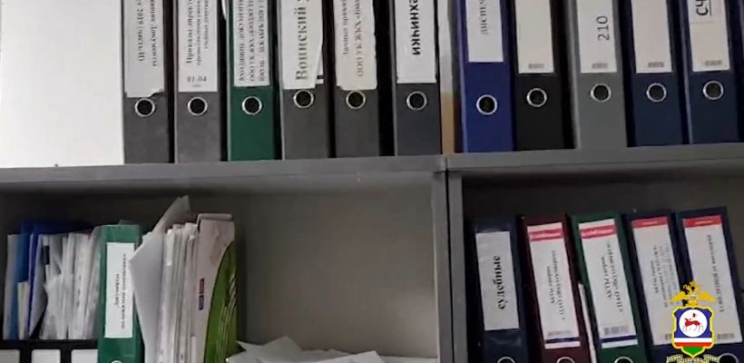 Подробности дела УК «Бюджетник»: сообщницы делили похищенные деньги через групповой чат