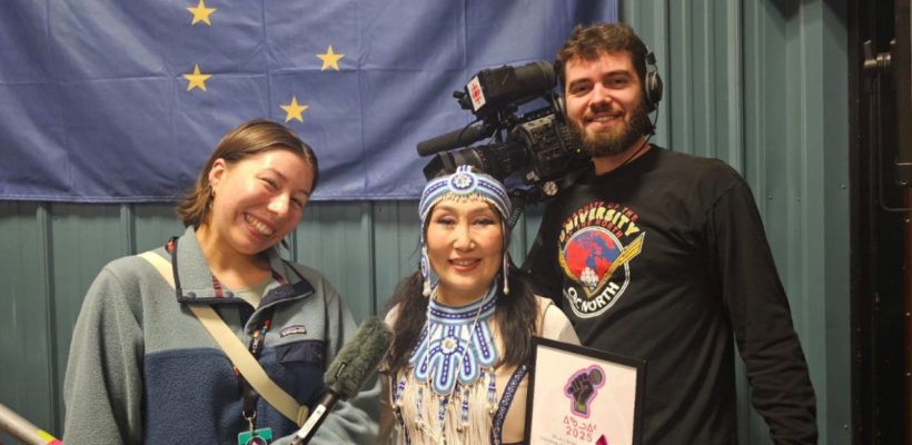 Якутская певица Саина одержала победу на первом международном арктическом конкурсе в Канаде