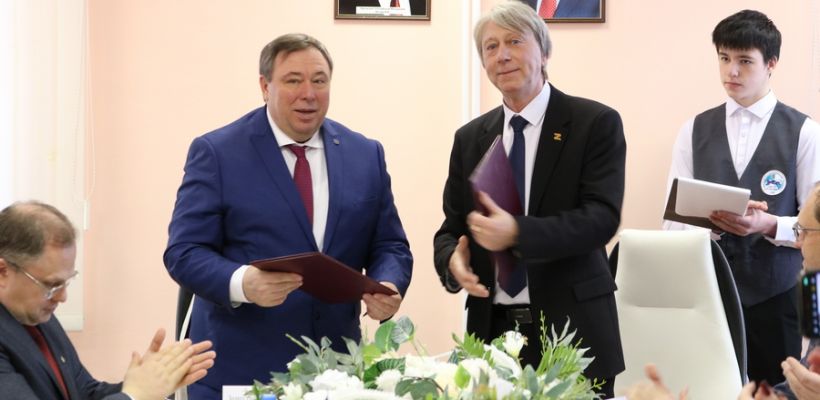 АК «Железные дороги Якутии» и Алданский политехникум объединяют усилия для подготовки кадров