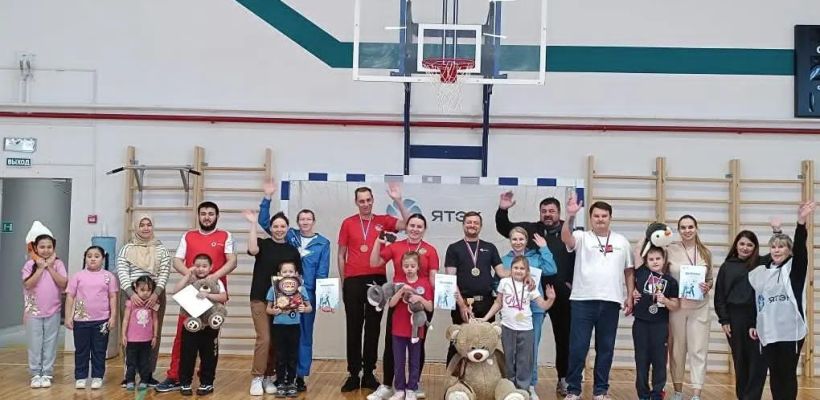 Энергия семьи, сила команды: в Кысыл-Сыре прошёл «Семейный марафон ЯТЭК»