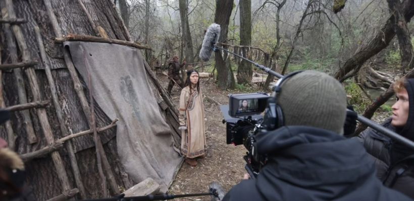 Фильм с участием Евгения Миронова и якутянки Милены Софроновой выйдет в 2026 году