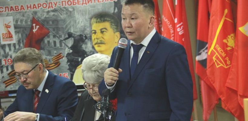 Смена лидера в КПРФ Якутии: как принималось решение о выдвижении Куличкина