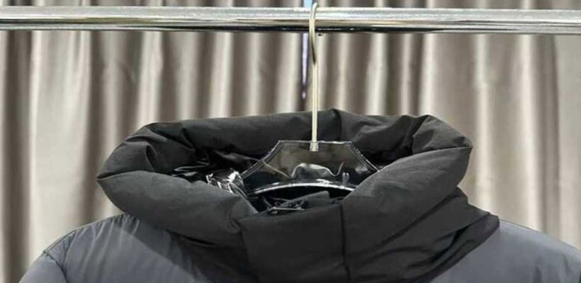 В Якутске 58-летняя женщина украла пуховик в кинотеатре