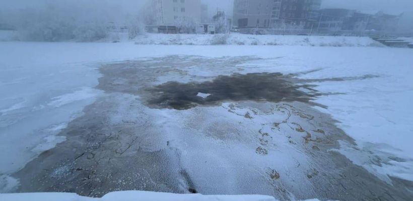 На озере Талое ликвидируют последствия аварии на канализации. Компания-виновник назвала причины