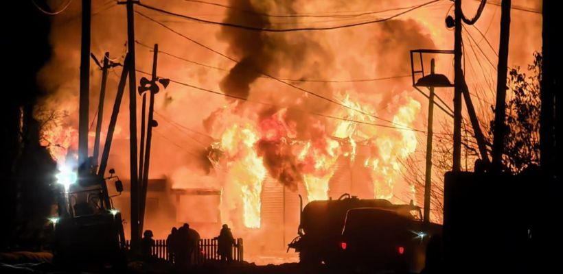 В селе Белькачи полностью сгорело здание МБУК «Северное сияние»