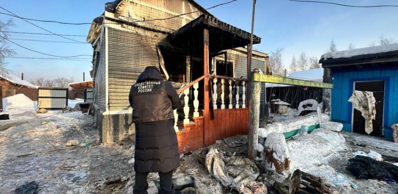 В Олекминске при пожаре погибла женщина