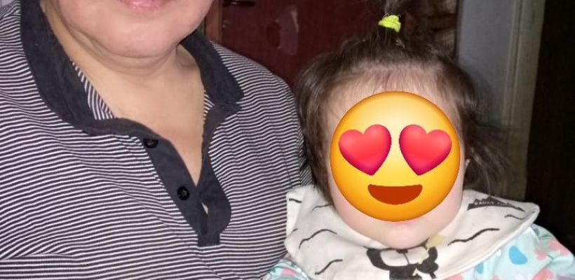 Пожилой дворник не смог сдержать слез, когда добрые люди собрали ему на подарки для внуков