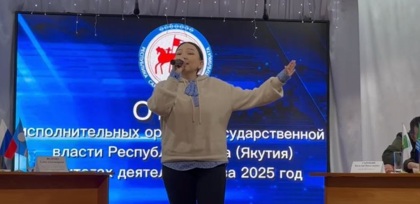 Отчет правительства Якутии в Жиганском районе завершился песнями