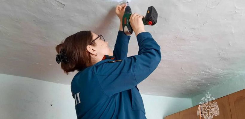 В управах Якутска проводятся акции по установке автономных дымовых пожарных извещателей