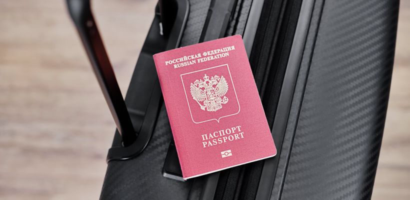 Министр спорта России допустил, что атлетам из России, сменившим спортивное гражданство, могут запретить въезд в страну