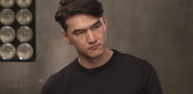 Стендап-комику Нурлану Сабурову запретили въезд в Россию на 50 лет