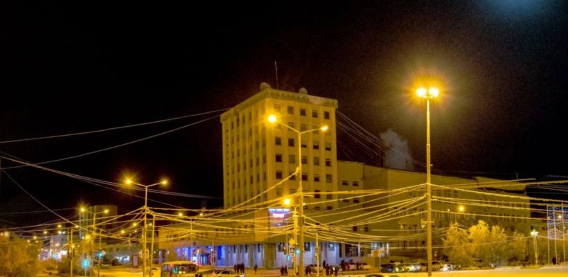 Поскользнулся у здания на Аммосова и сломал таз. Суд присудил компенсацию