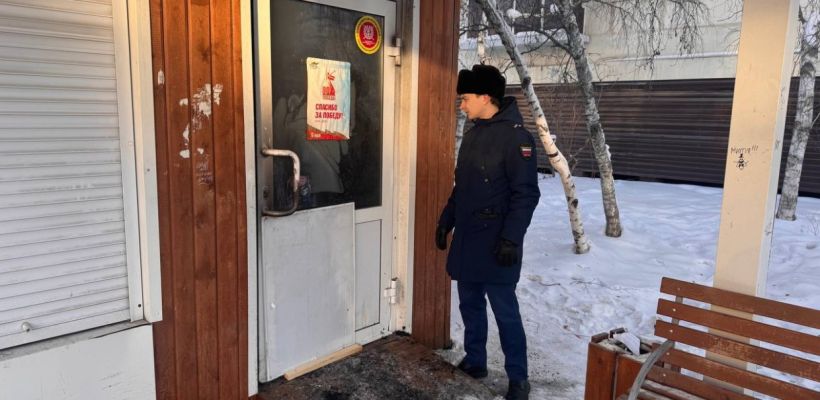 Пострадавший при пожаре на теплой остановке в Якутске скончался