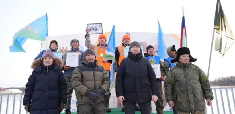 Александр Захаров из Верхневилюйского ЖКХ вместе с сыном – чемпионы «Аҕа уолунаан – 2026»