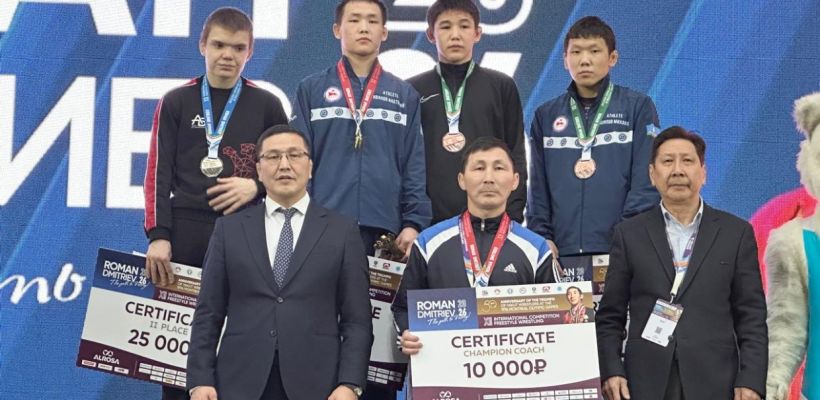 Финал турнира Дмитриева: якутские борцы завоевали золотые медали