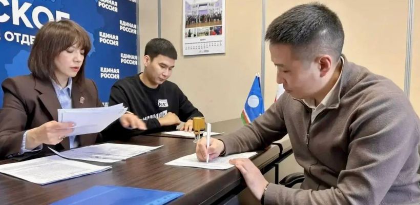 Министр по делам молодежи Якутии намерен участвовать в выборах в Госдуму от Якутии