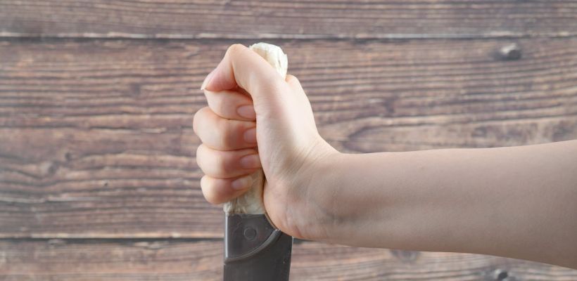 Полиция об инциденте на Каландаришвили: Ножи были в руках у обоих детей