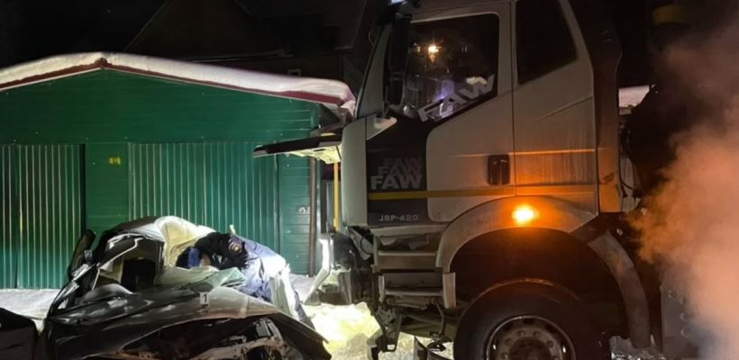 Пассажир погиб в тройном ДТП в Старой Табаге