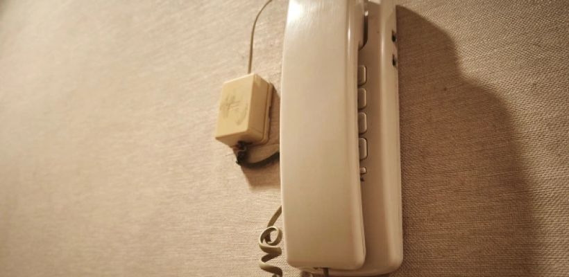 Глава «Ростелекома» посоветовал всем вернуться к стационарным телефонам