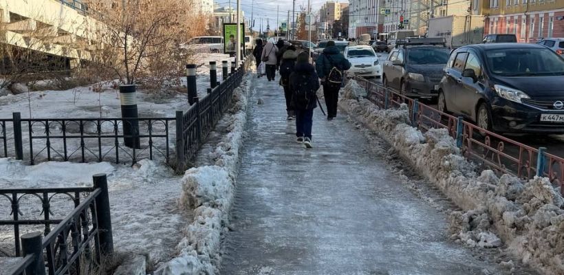 Мэр Якутска разнес всех из-за плохой уборки снега: "Делайте выводы, иначе их сделаю я!"