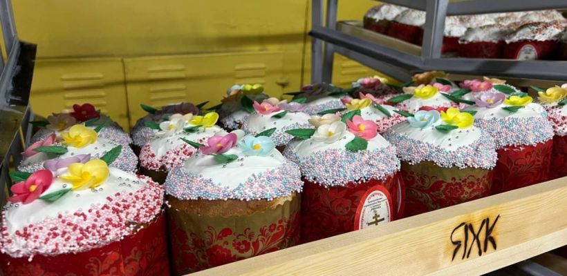 Куличи уже появились в якутских магазинах