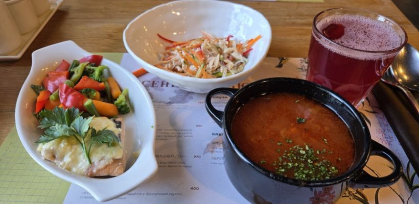 Обедаем в заведениях Якутска до 1000 рублей