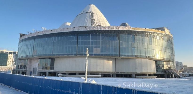 «Пойдём гулять на крышу!». В Якутске создают новое общественное пространство на крыше Арктического центра