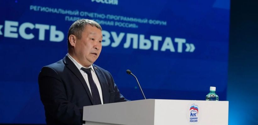 "Единая Россия" согласовала кандидатуру Дмитрия Садовникова для предложения на предварительный отбор кандидатов на должность мэра Якутска