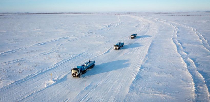 На месторождениях Якутии начали работу беспилотные грузовики