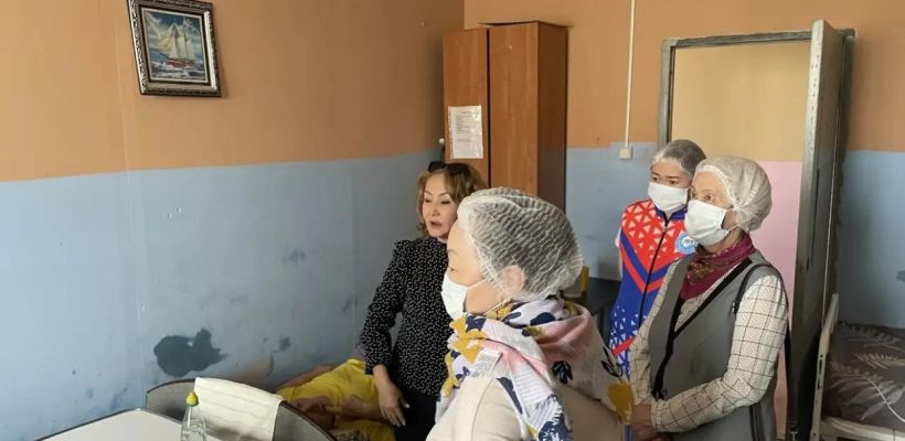 Общественный контроль за частными пансионатами Якутска: «Грязно, пыльно, постояльцы целыми днями смотрят телевизор»