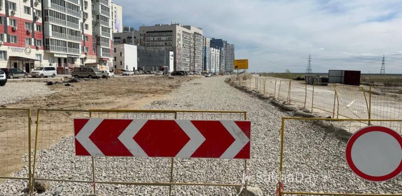 В Якутске реконструкция важного перекрестка у 203 мкрн затормозилась из-за тепловых сетей