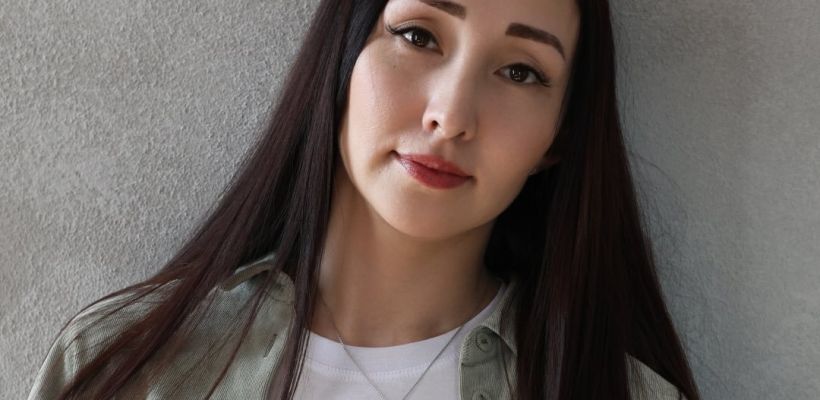 Титулованная мисс Якутии Виолетта Куличкина открыла страничку "Жизнь после заключения"