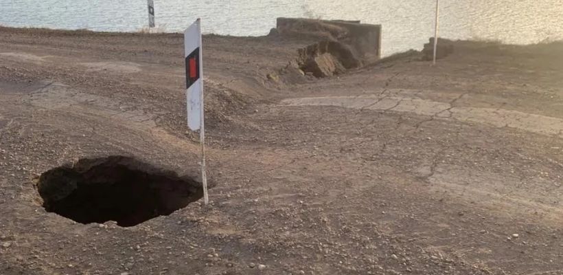 На участке автодороге "Бетюн" дорожники закрыли движение