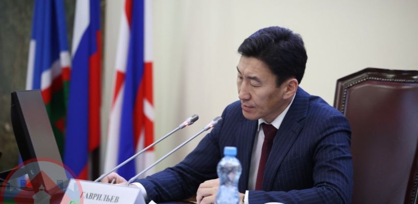 Первый пошел. Правая рука мэра Якутска покинул пост