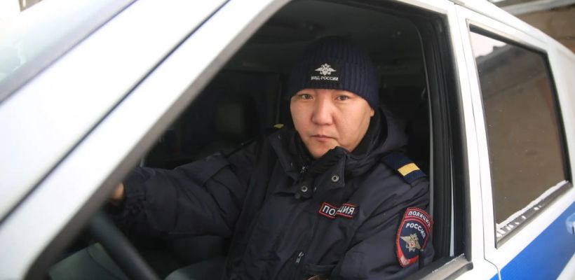 В Якутске появился свой супергерой - полицейский Прокопий Кириллин