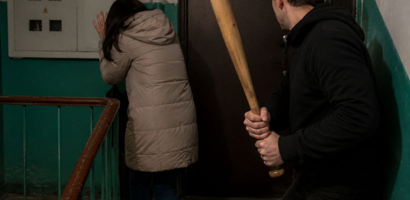 Избил женщину битой в порядке самообороны? Суд в эту версию не поверил