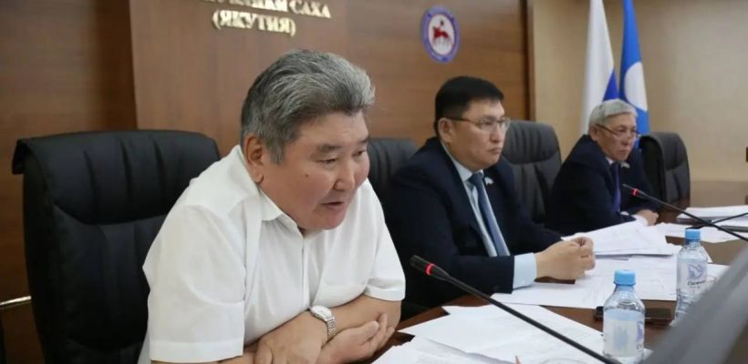 Денег нет: власти Якутии не исключают закрытия социальных объектов