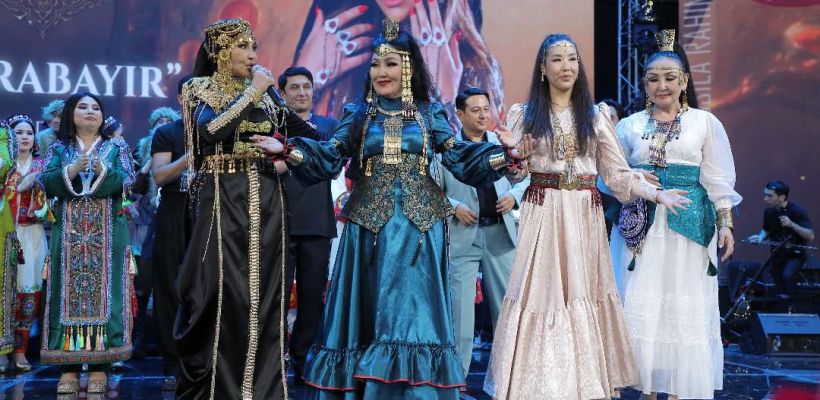 Ансамбль "Айархаан" покорил Узбекистан: якутских музыкантов пригласили на центральное телевидение
