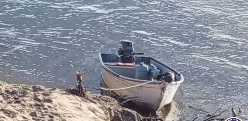 Выпавшие из лодки на реке Алдан ехали после застолья