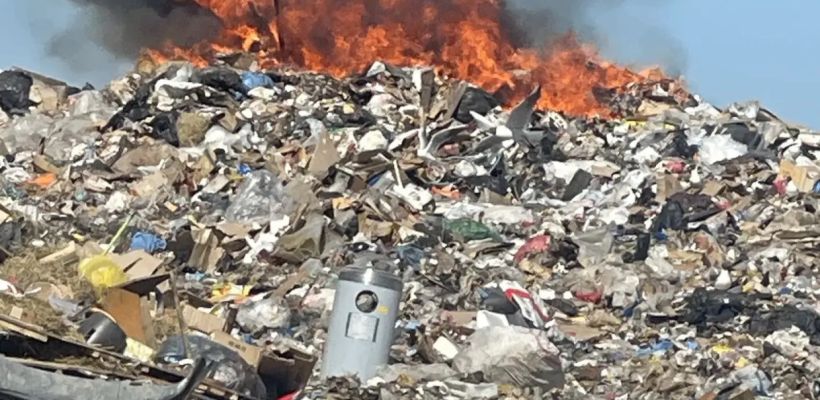 В Якутске вновь загорелся полигон ТКО