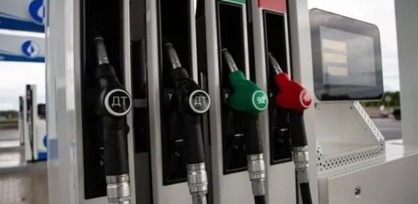 «Саханефтегазсбыт» повысил цены на бензин и дизтопливо